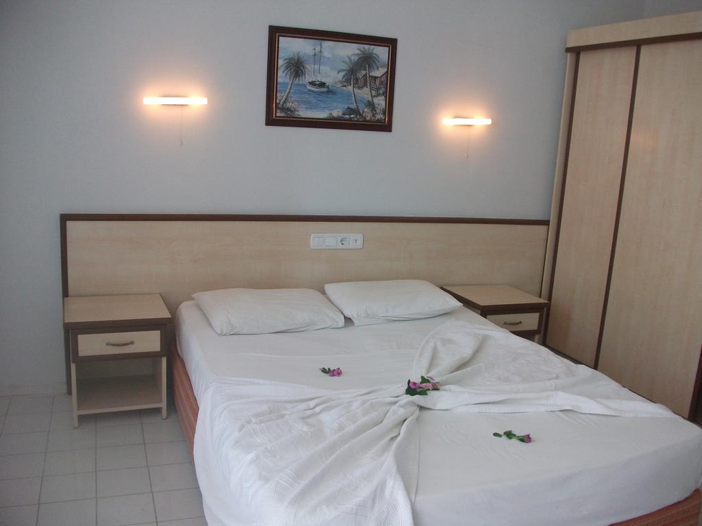 Delphin Hotel Side Bilik gambar