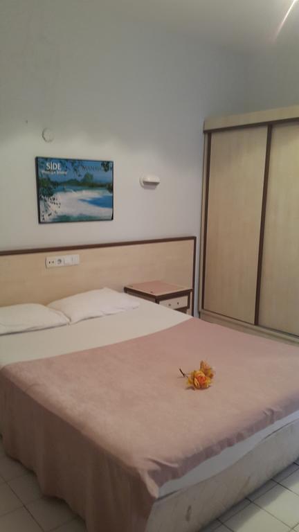 Delphin Hotel Side Luaran gambar